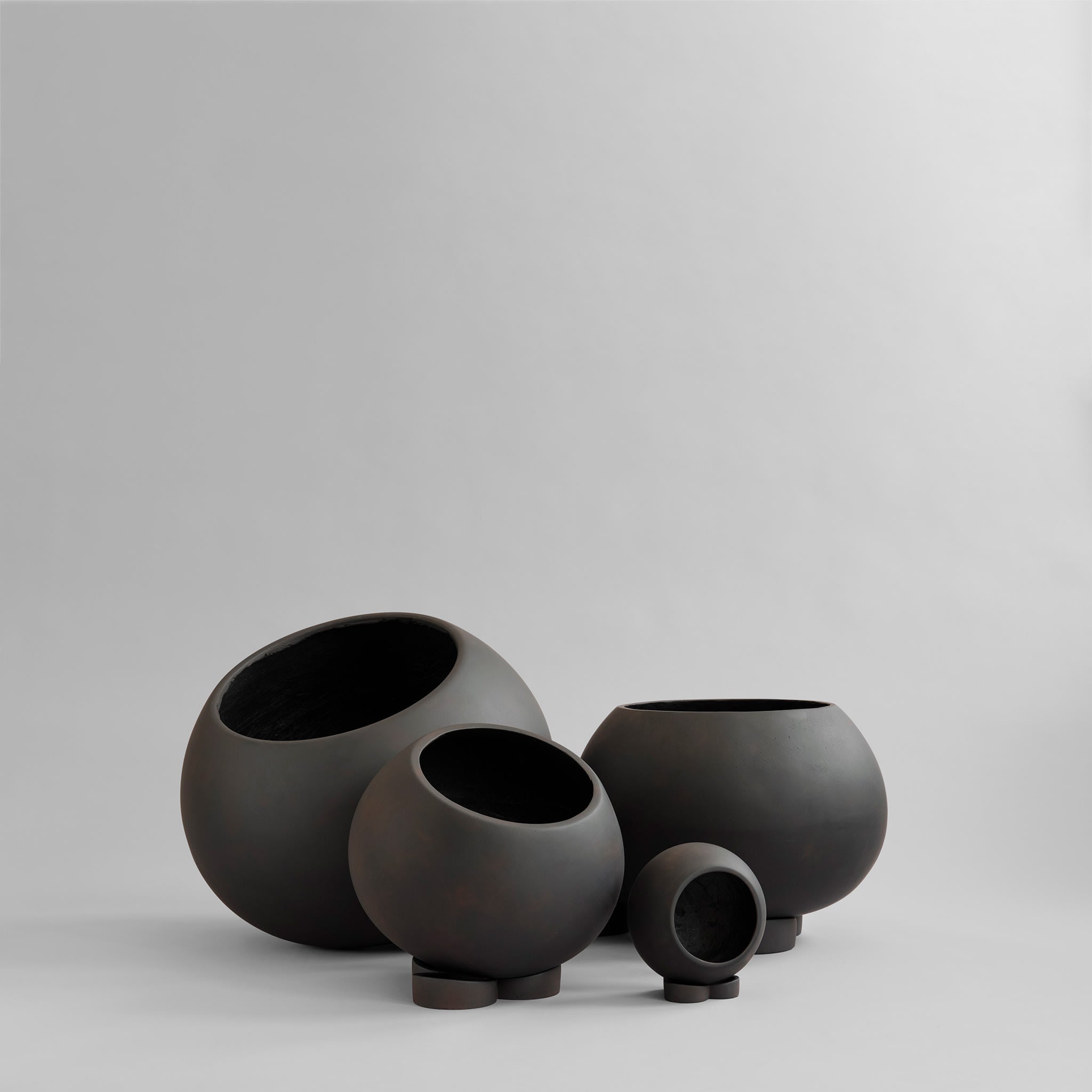 101 Copenhagen - Urchin Plant Pot, Medio - Coffee - Plant Pot