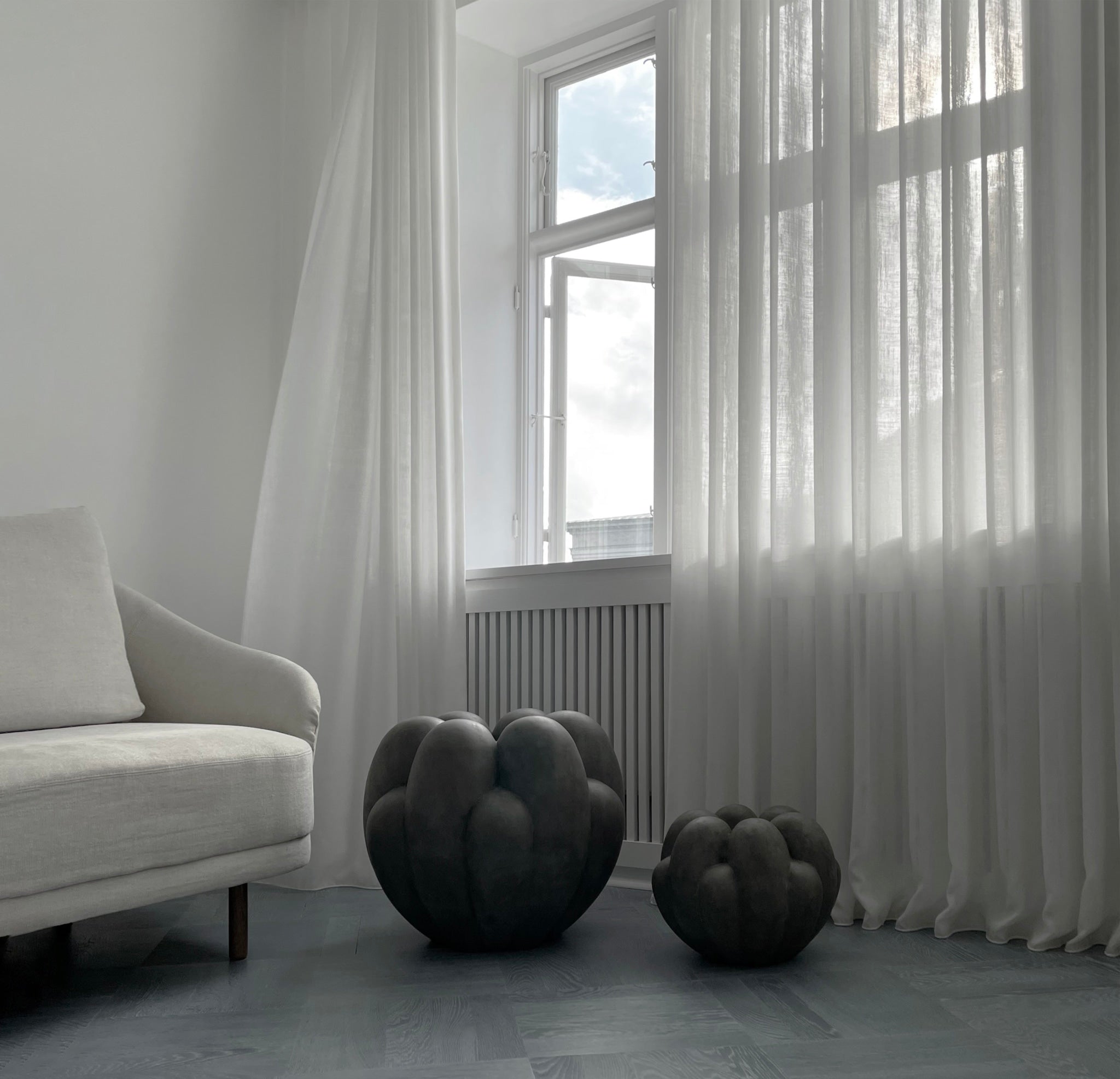 101 Copenhagen - Bloom Vase, Big - Dark Grey - Vase