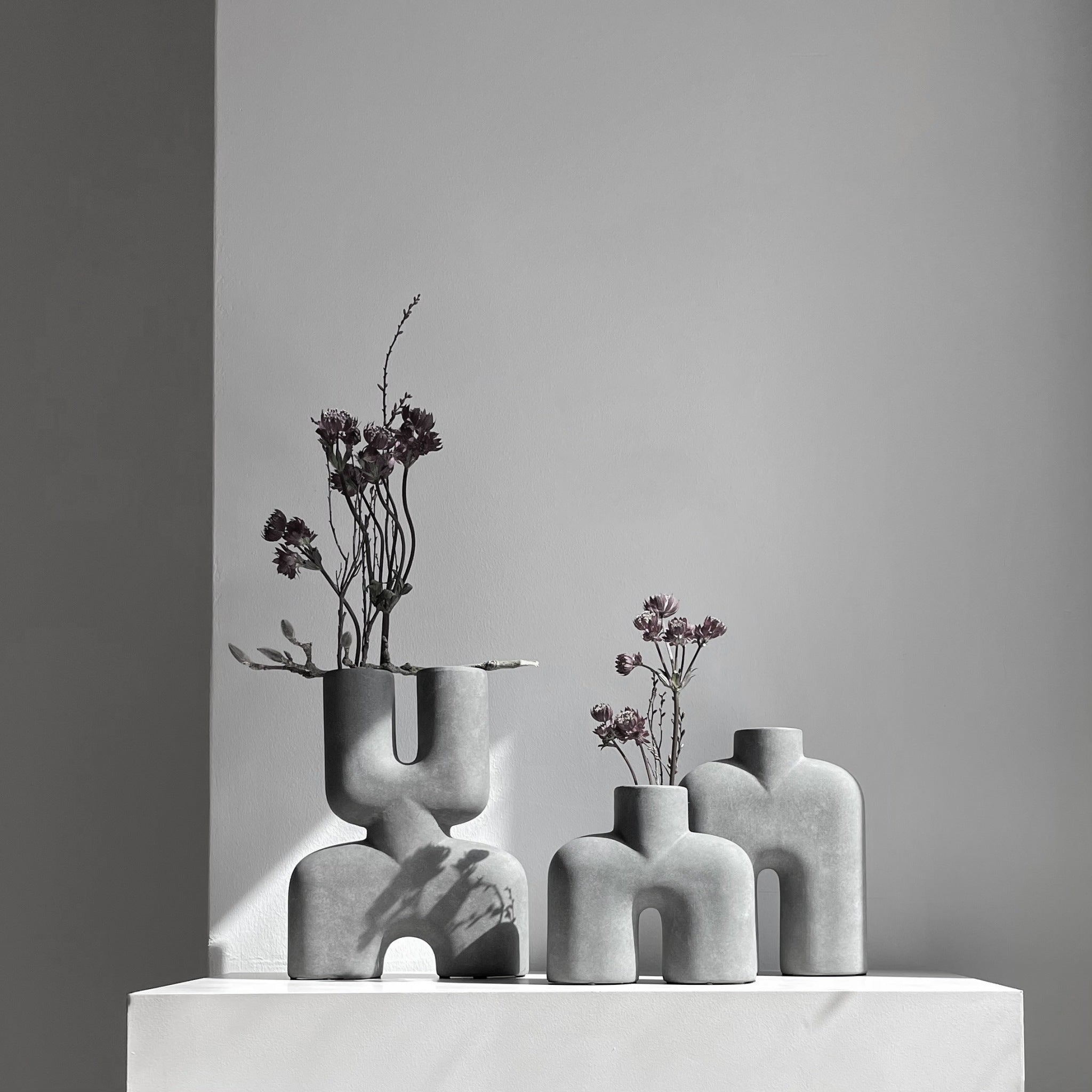 101 Copenhagen - Cobra Vase Double, Mini - Dark Grey - Vase