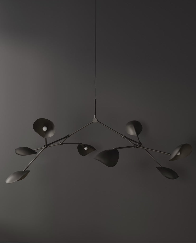 101 Copenhagen Stingray Chandelier turned on and off